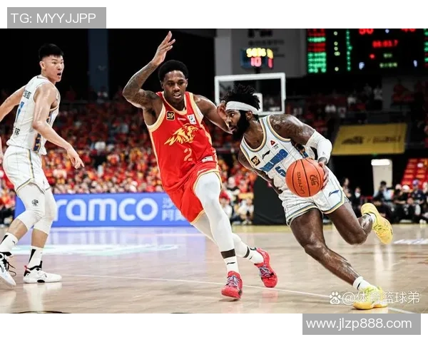 北京篮球队中路突破战术解析与球员表现分析