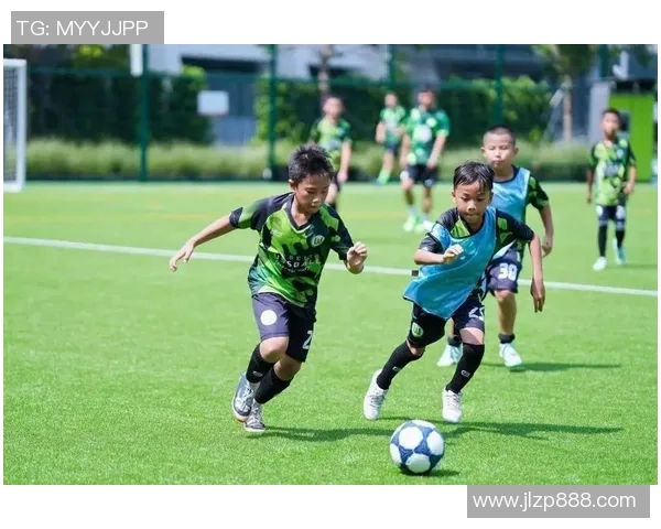 恒大少儿足球助力青少年成长打造健康快乐的足球梦想之旅