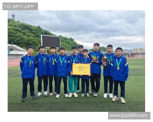 考试足球的魅力与挑战如何提升学生的综合素质与团队合作能力 考试足球的魅力与挑战如何提升学生的综合素质与团队合作能力